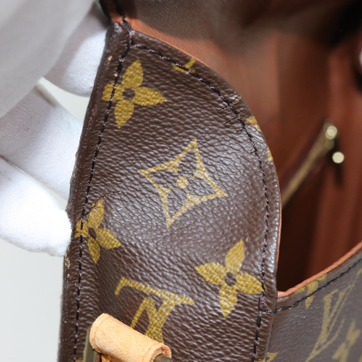 LOUIS VUITTON Monogram Saint Cloud GM Shoulder Bag M51242 LV bs14416