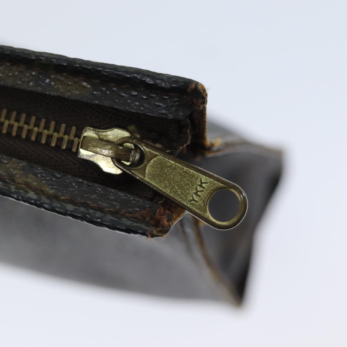 LOUIS VUITTON Monogram Poche Toilette 26 Pouch M47542 LV bs14591