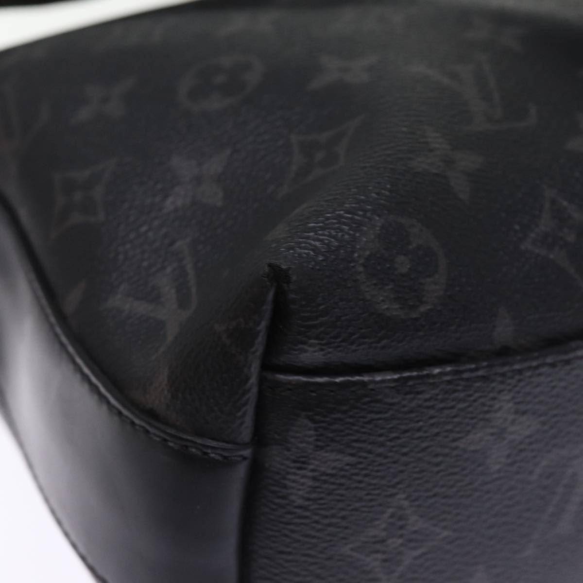 LOUIS VUITTON Monogram Eclipse Odyssey Messenger MM Bag M44224 LV bs14669