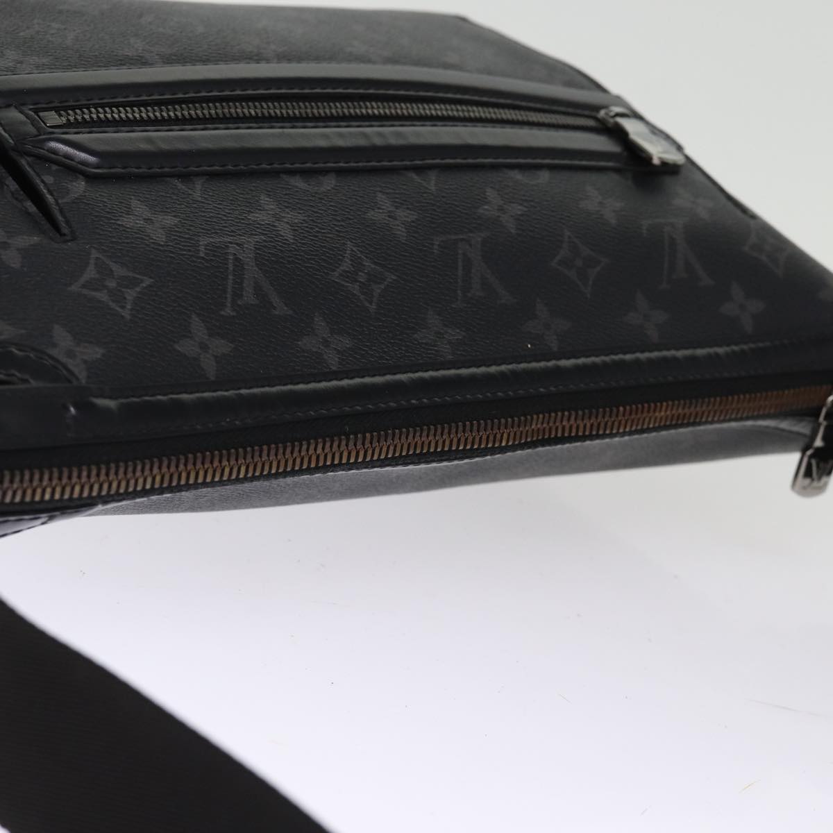 LOUIS VUITTON Monogram Eclipse Odyssey Messenger MM Bag M44224 LV bs14669