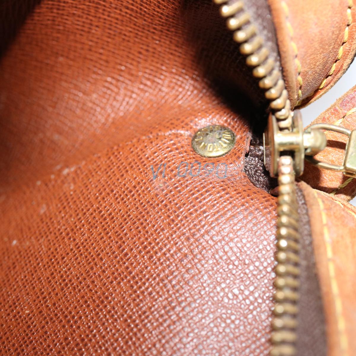 LOUIS VUITTON Monogram Drouot Shoulder Shoulder Bag M51290 LV bs14702