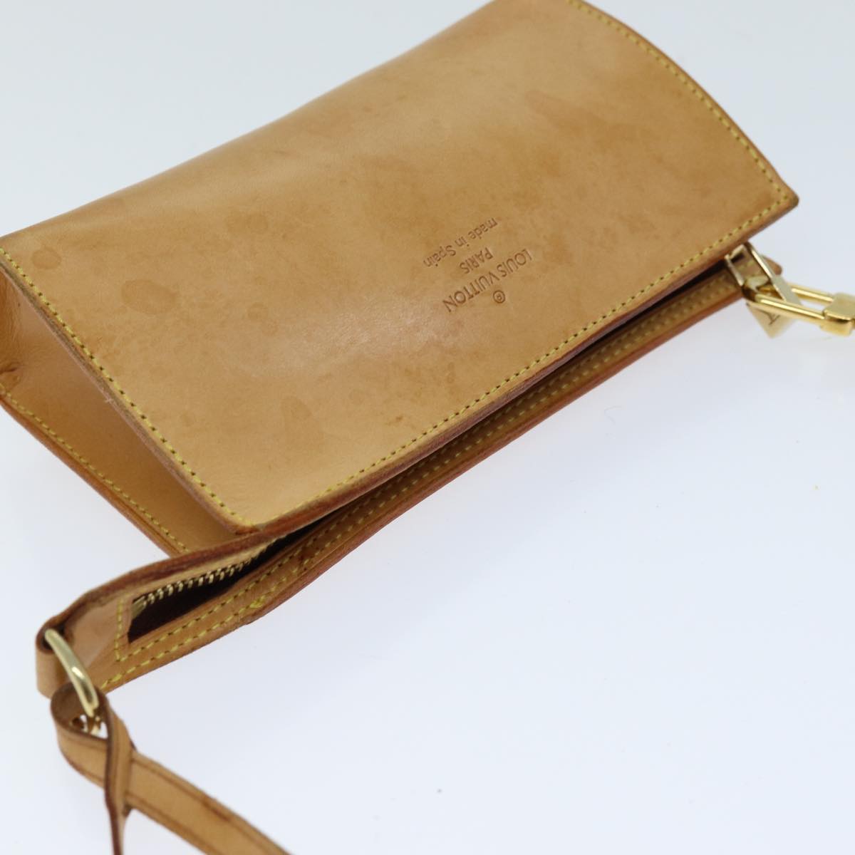 LOUIS VUITTON Nomad Accessory Pouch Leather Beige LV bs14705