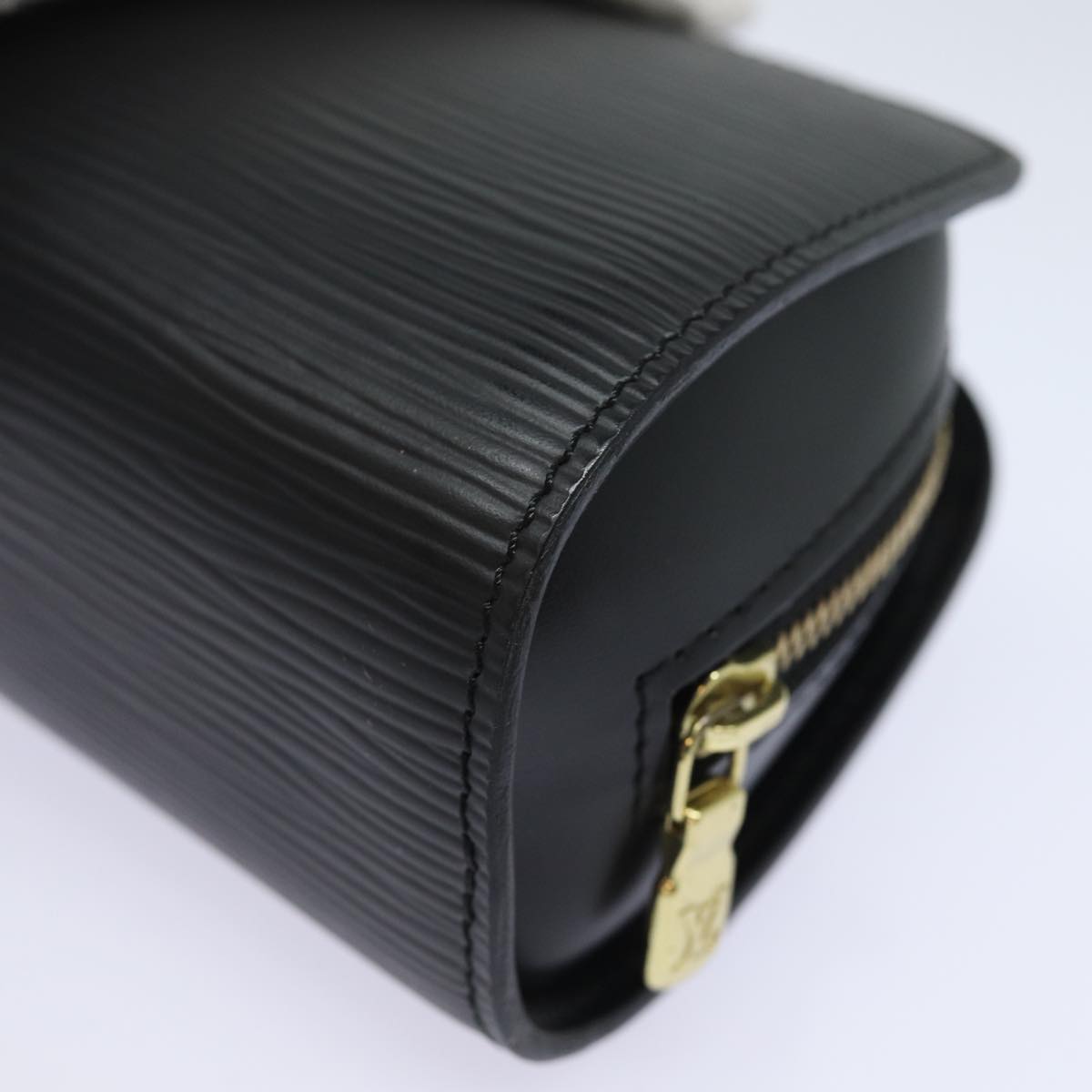 LOUIS VUITTON Epi Dauphine PM Pouch Black M48442 LV bs15910