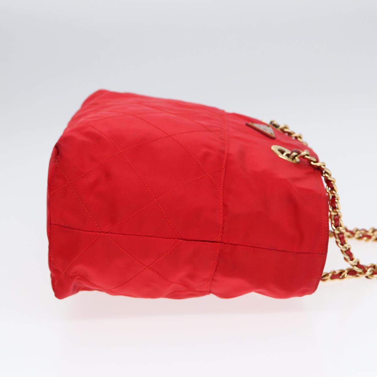 Luxury Prada Chain Shoulder Bag Nylon Red Gold  bs16637