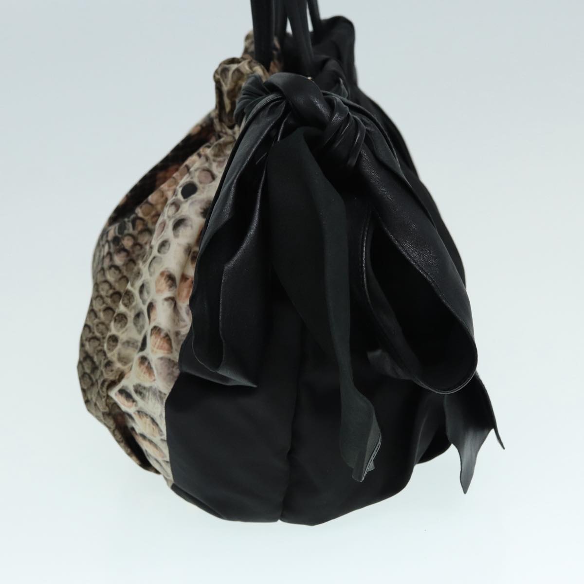 Luxury Prada Hand Bag Nylon Black Gold  bs17580