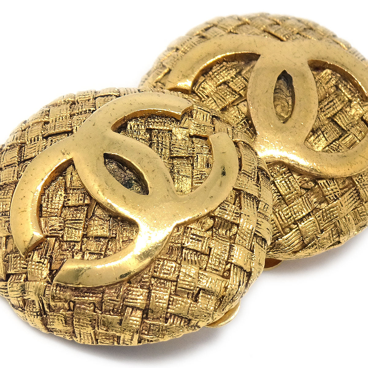 Luxury Chanel 1994 Woven CC Earrings Gold Clip-On 2855