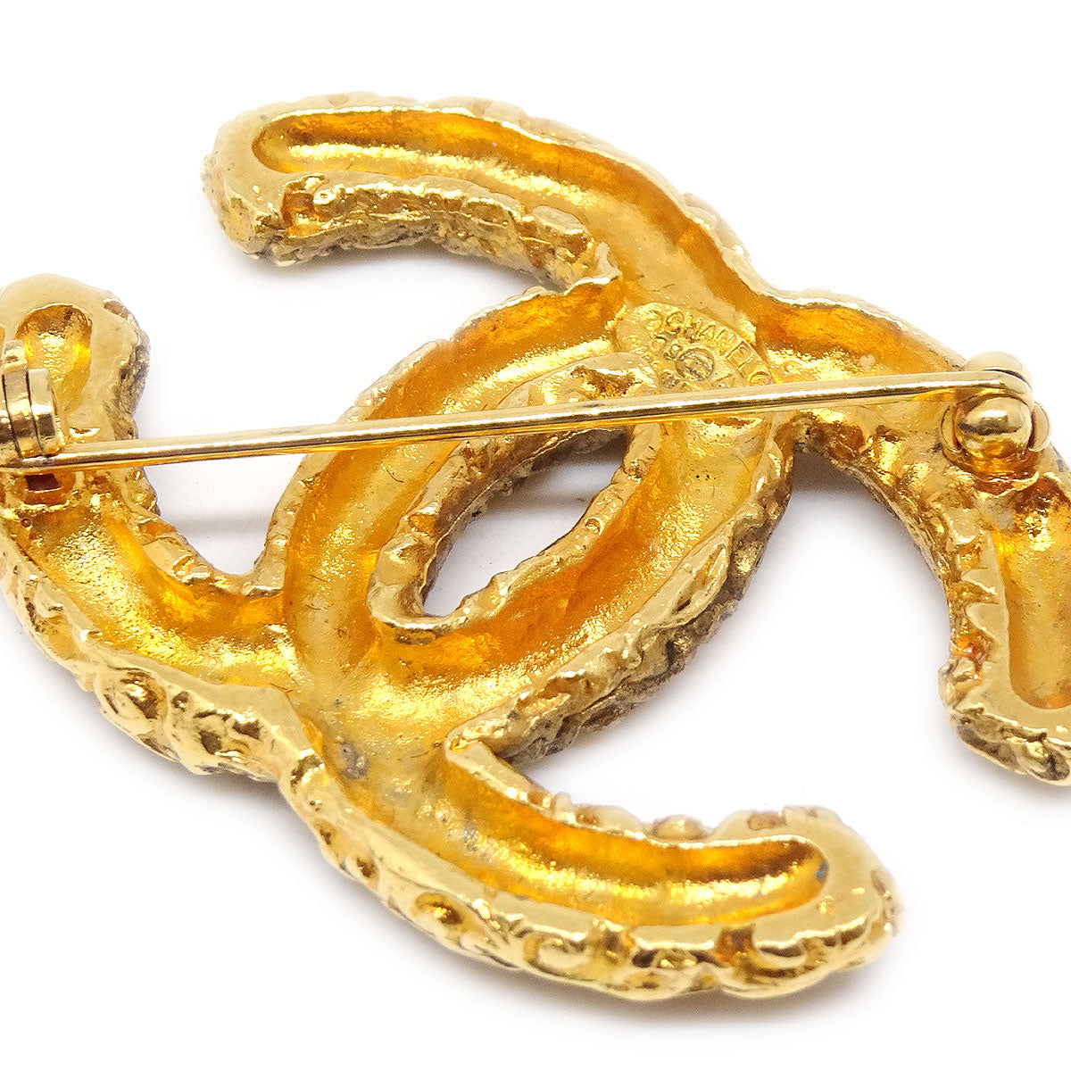 Luxury Chanel 1993 CC Brooch Pin Gold Small