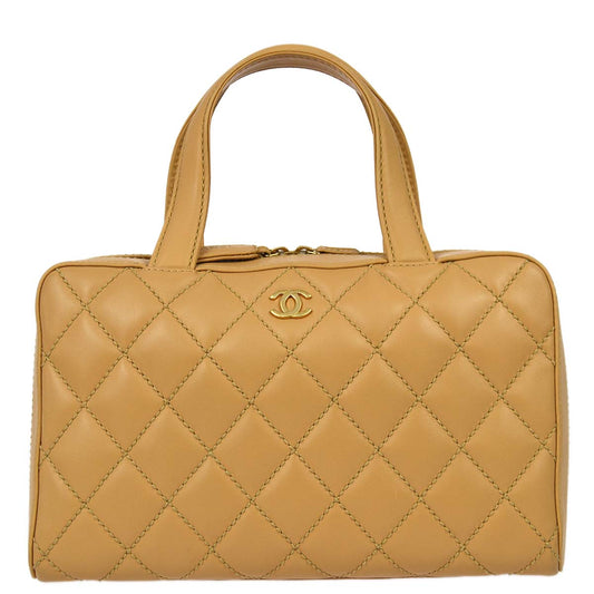 Luxury Chanel 2001-2003 Beige Calfskin Wild Stitch Tote 33