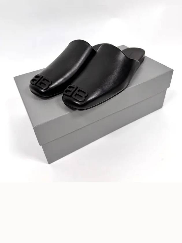 Luxury Balenciaga BB Logo Cozy Leather Bloafers