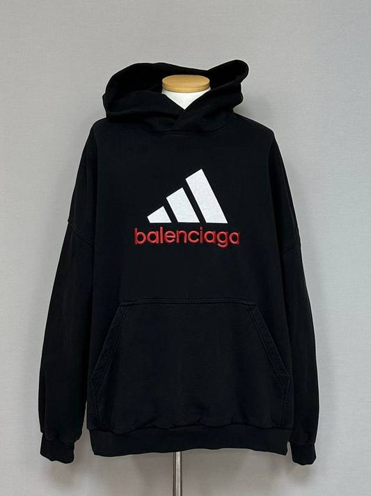 Luxury Balenciaga x Adidas Mountain Hoodie 115