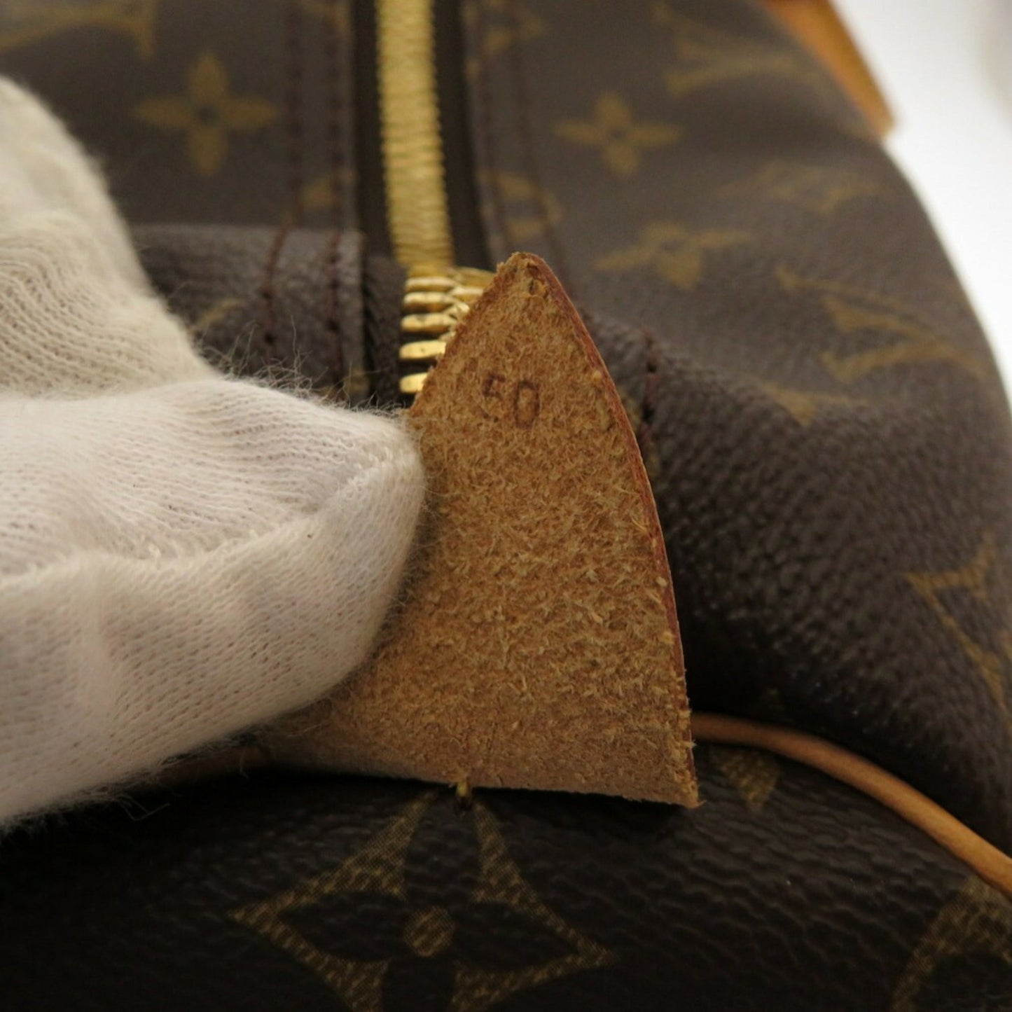 Louis Vuitton Keepall 50  Canvas Travel Bag ()