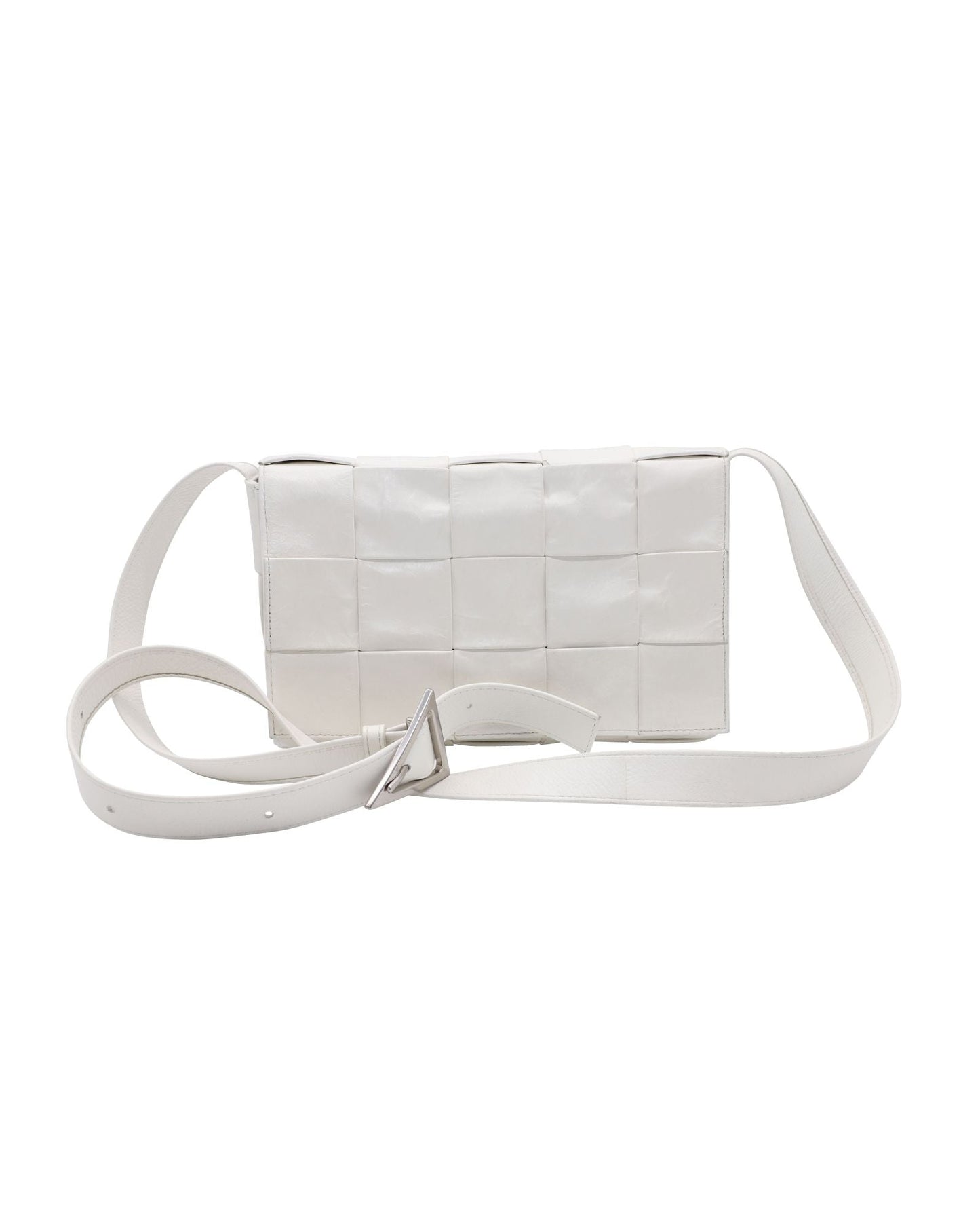 Luxury Bottega Veneta Cassette Bag in White Calfskin Leather