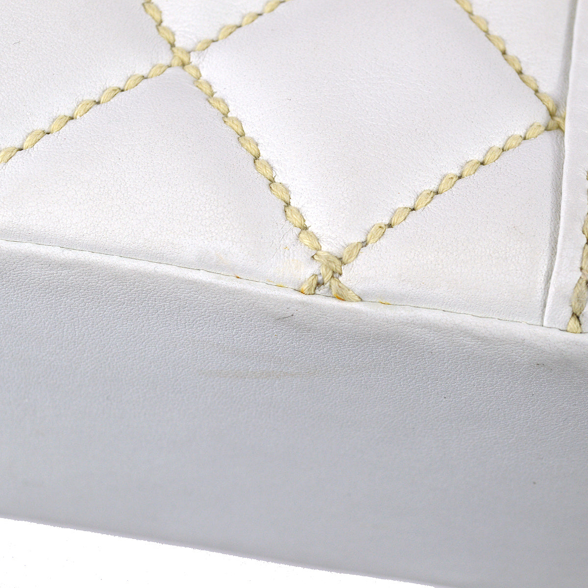 Luxury Chanel 2004-2005 White Calfskin Wild Stitch Handbag