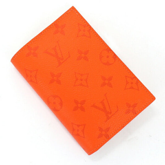 Louis Vuitton Taiga  Canvas Wallet  ()