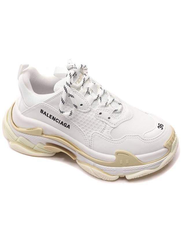 Luxury Balenciaga Triple S Low-Top Sneakers White