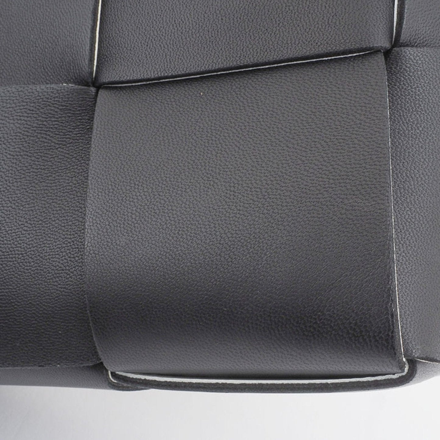 Luxury Bottega Veneta  Leather Handbag Tote Bag ()