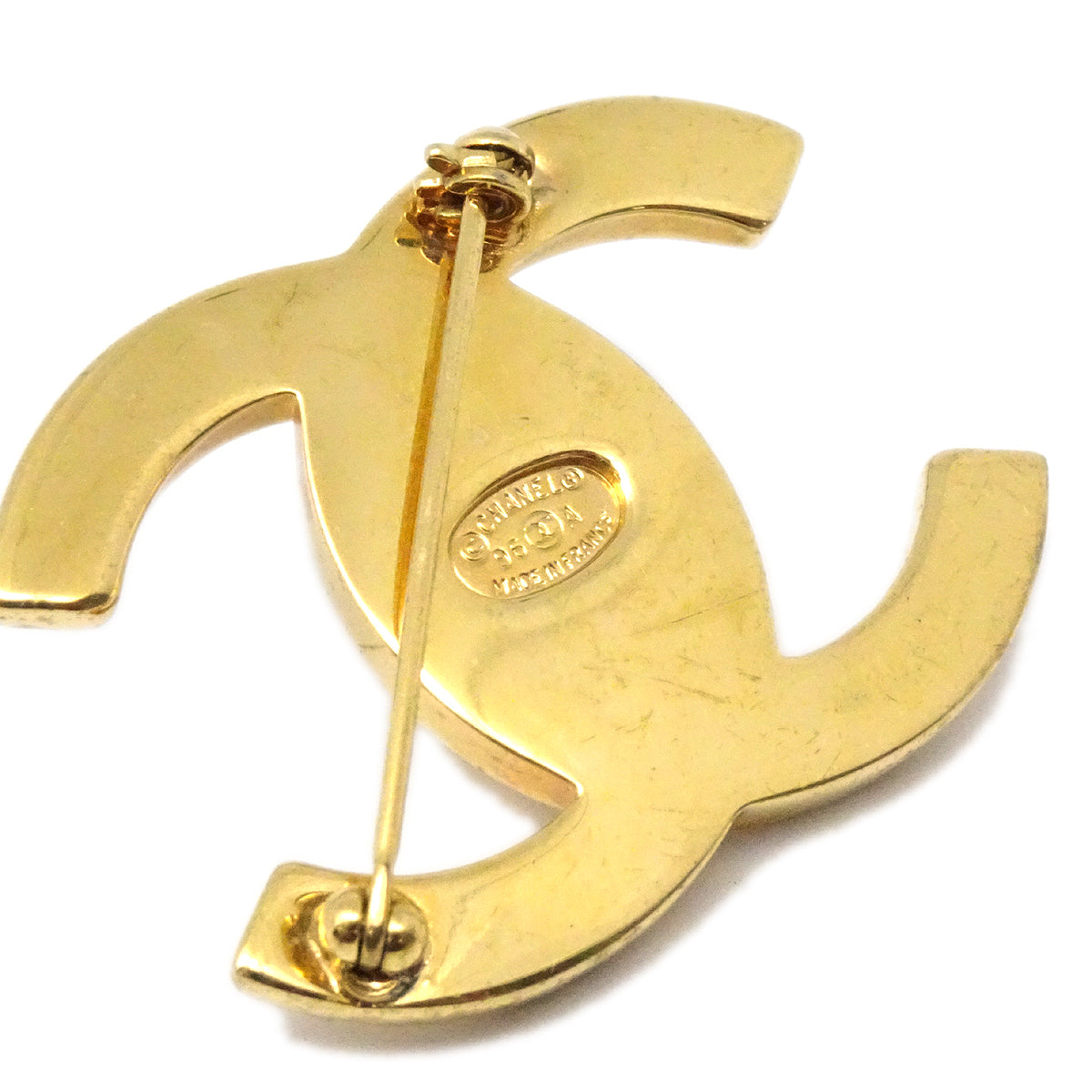 Luxury Chanel Turnlock Brooch Pin Gold 96A
