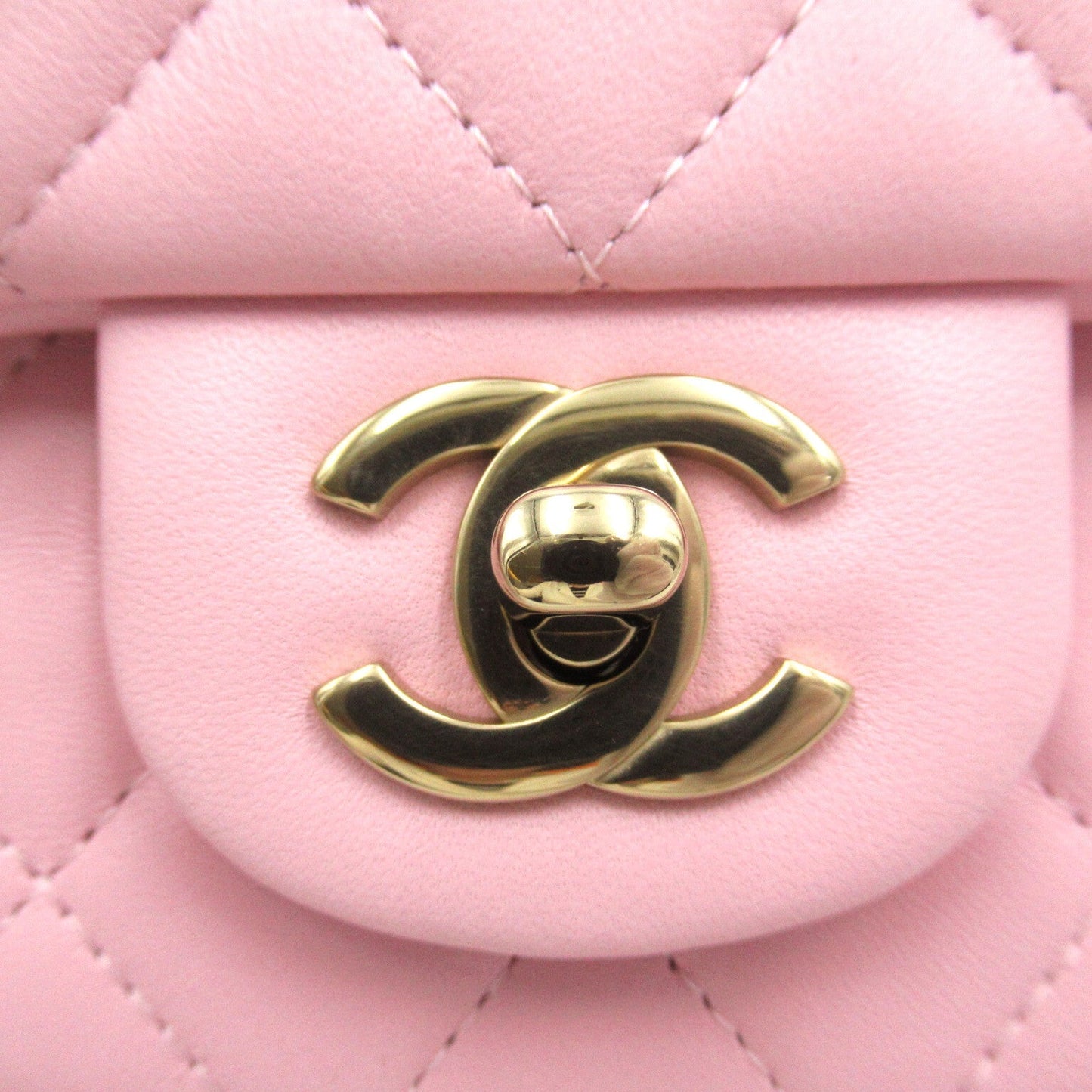 Chanel Mini Matrasse Chain Shoulder Bag ' S A69900