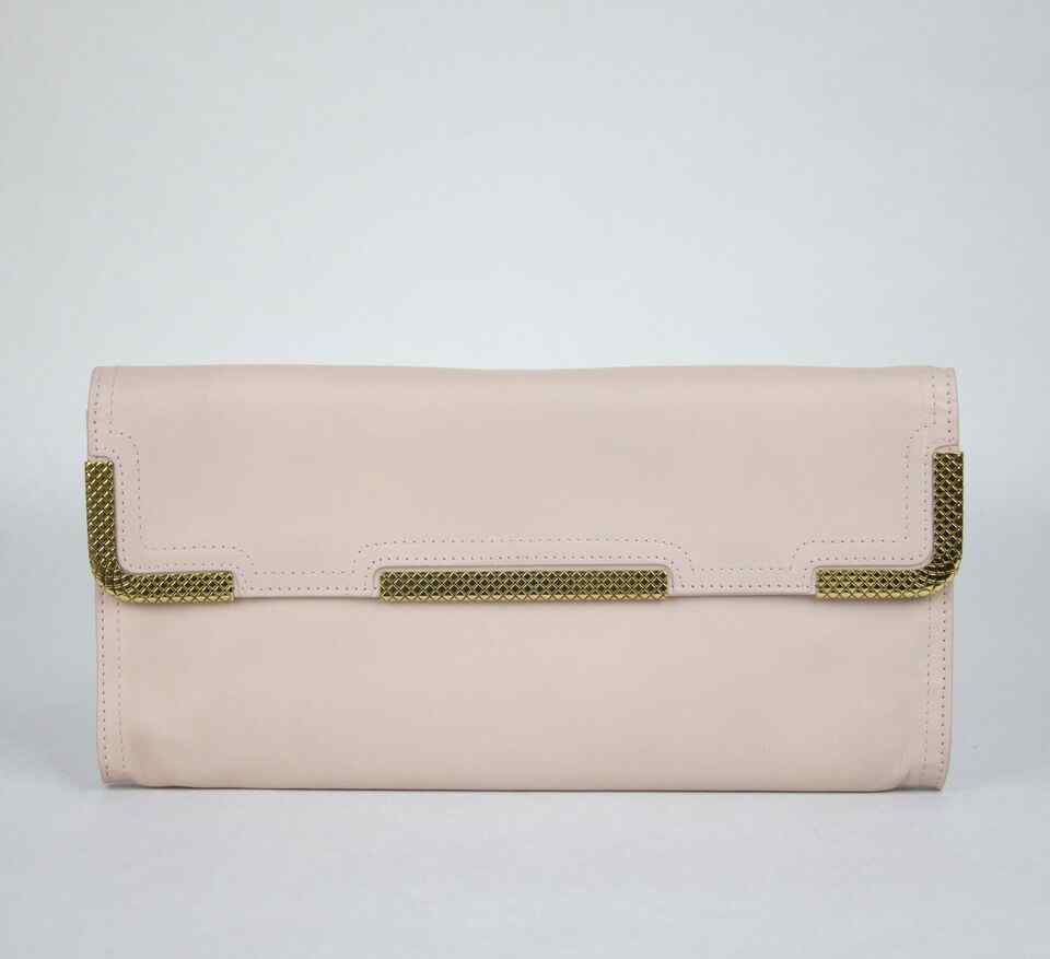 Luxury Bottega Veneta Women's Leather Wristlet Clutch Bag  Detail
