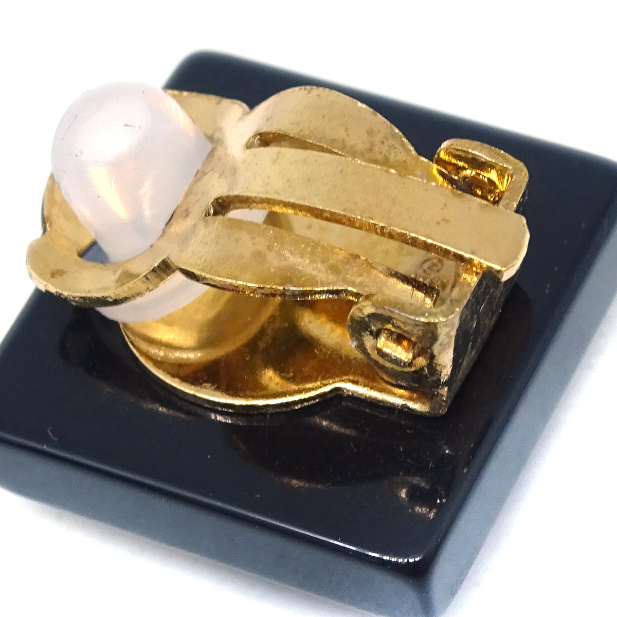 Chanel Artificial Pearl Square Earrings Clip-On Black 03C