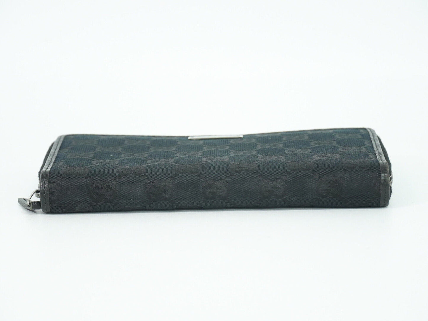 Luxury Gucci Trending 2025 Gg Charm  Canvas Wallet