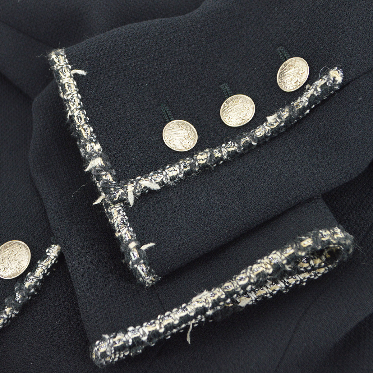 Luxury Chanel 2005 Cruise logo-embroidered wool blazer #38