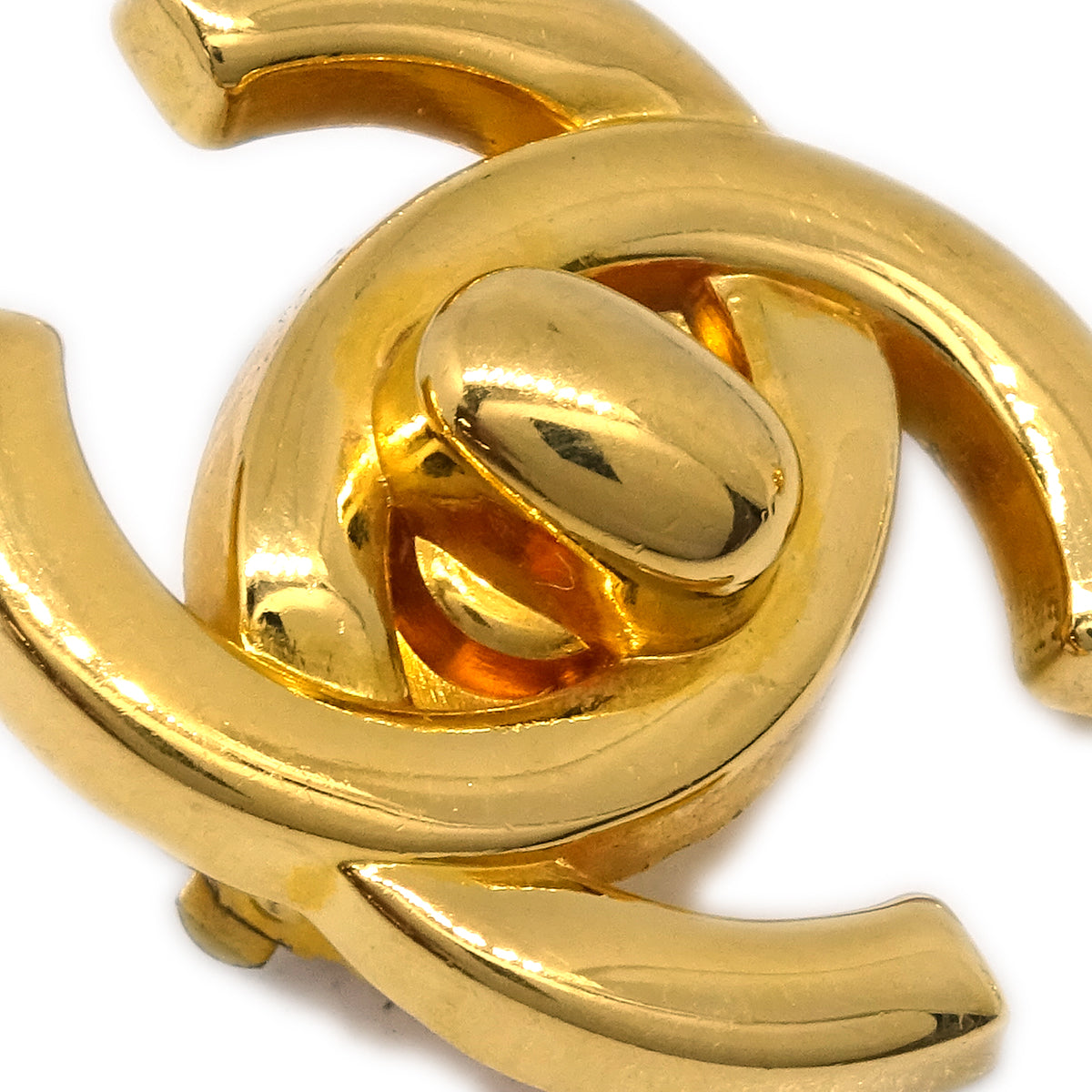 Chanel CC Turnlock Earrings Clip-On Gold Small 97P