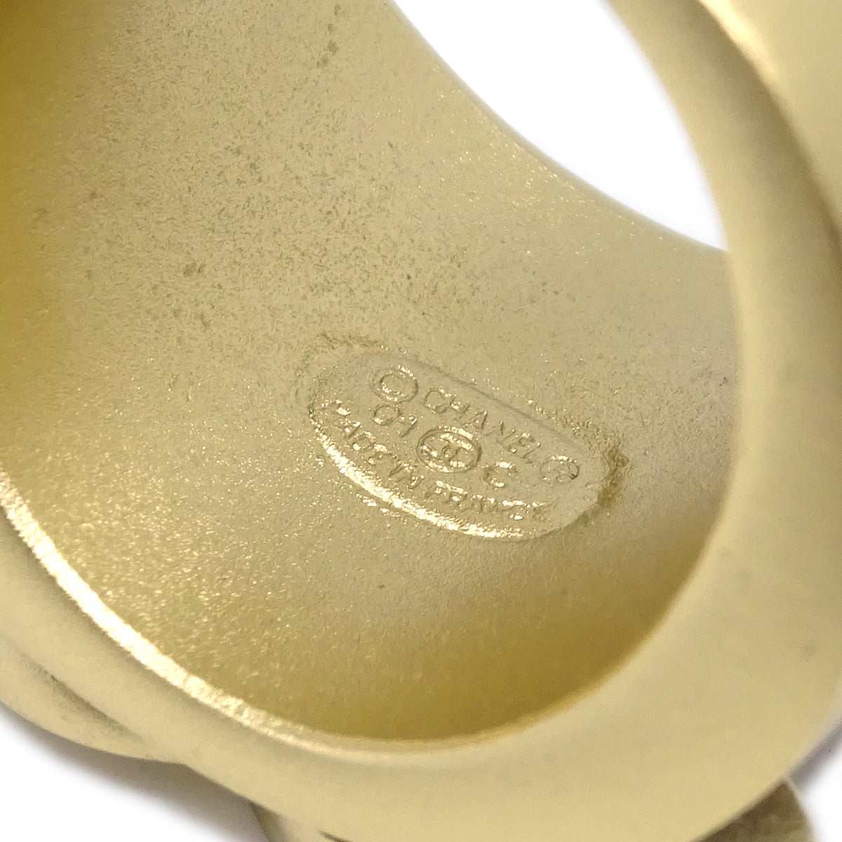 Chanel 2001 CC Ring Gold #53