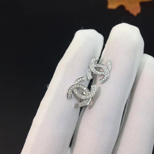 Luxury Chanel LOGO EARRINGS SMALL SILVER DIAMOND