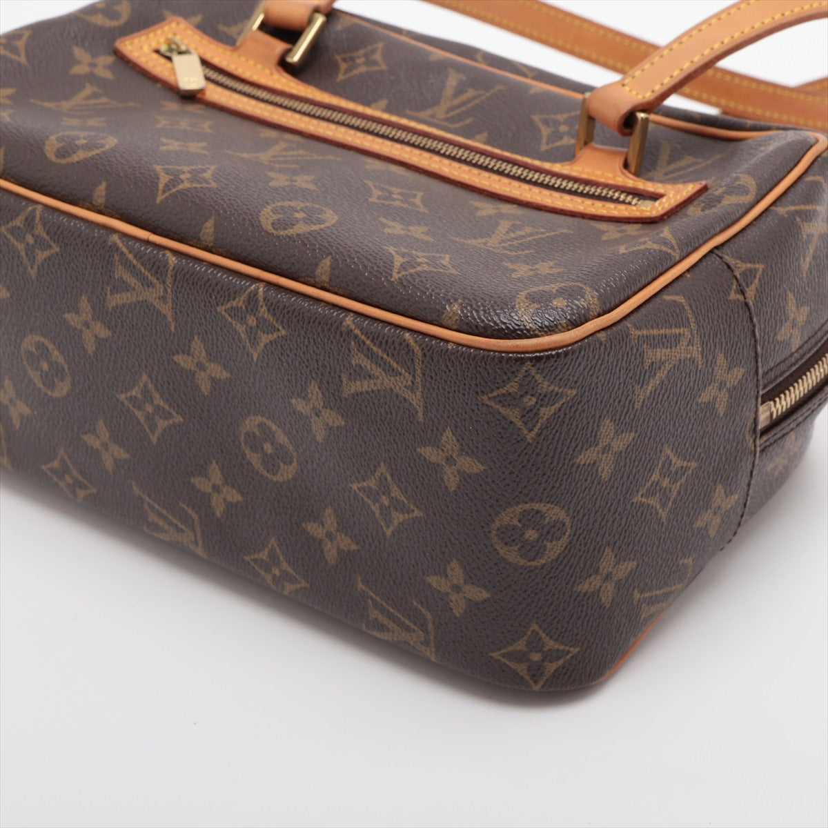 Louis Vuitton Monogram City MM M51182
