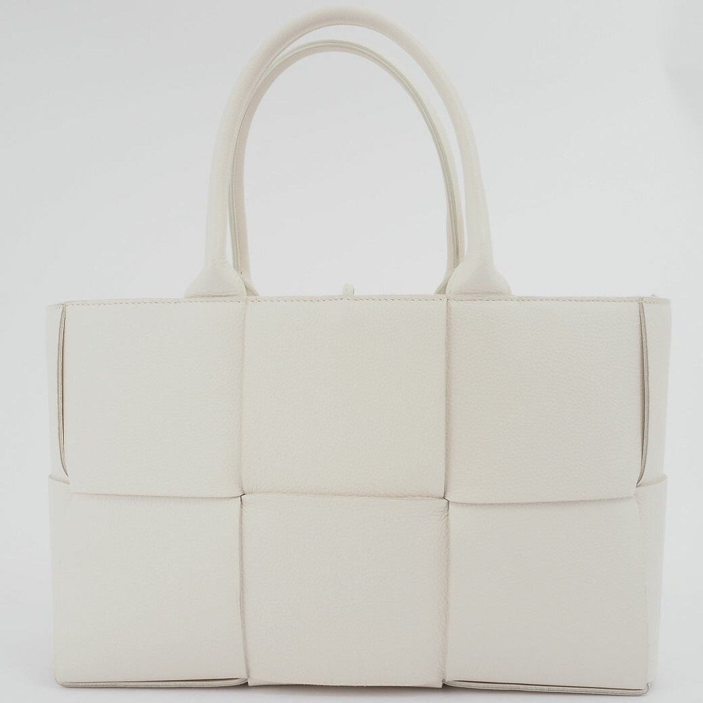 Luxury Bottega Veneta Leather Handbag Tote Bag ()