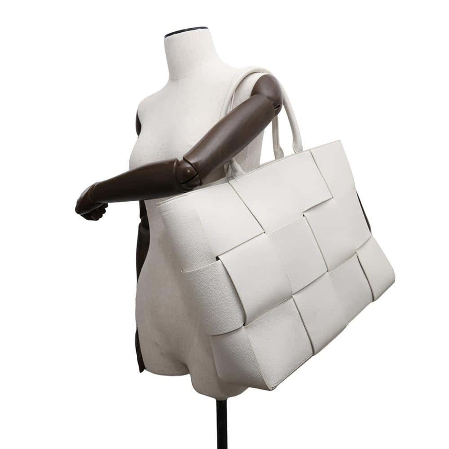 Luxury Bottega Veneta  Leather Tote Bag ()