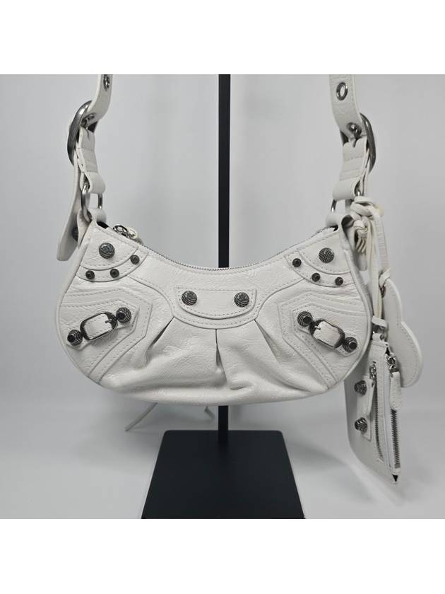 Luxury Balenciaga Le Cargol xs shoulder bag