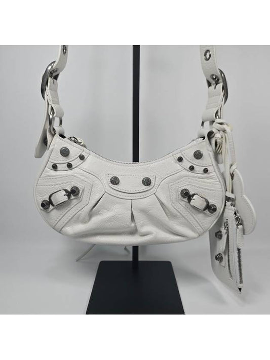 Luxury Balenciaga Le Cargol xs shoulder bag