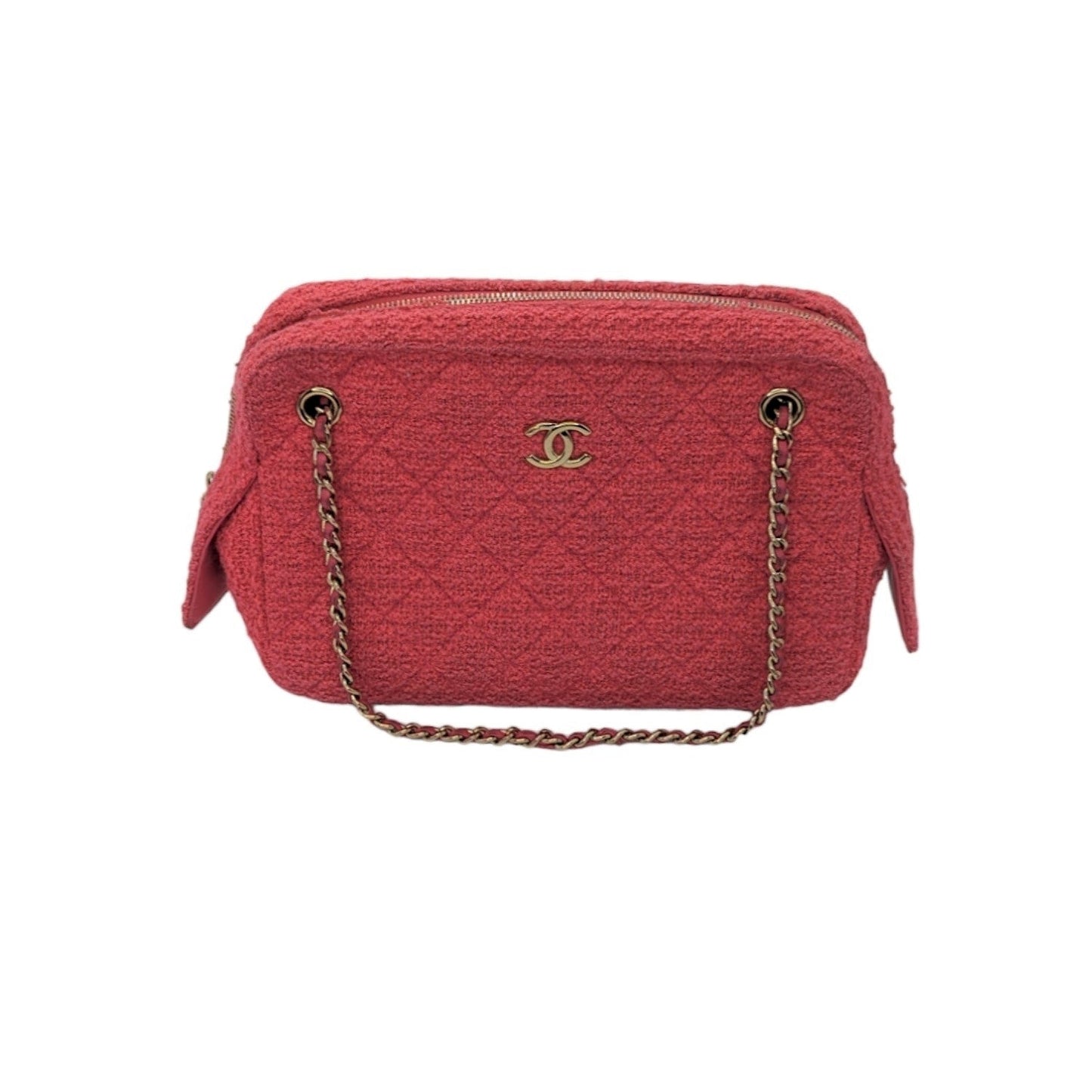 Luxury Chanel Pink Quilted Tweed CC Camera Case