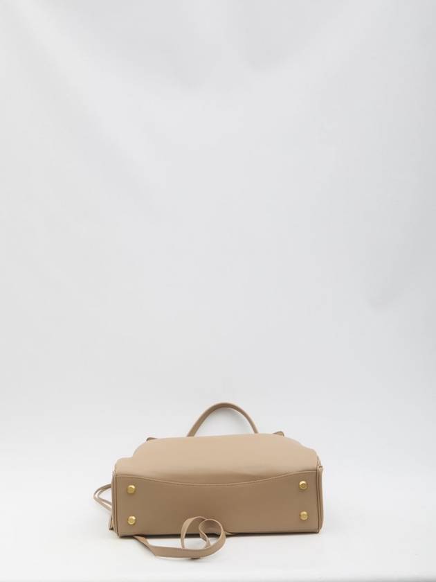 Luxury Balenciaga Medium Rodeo bag