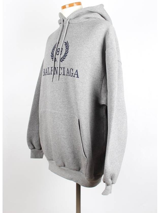 Luxury Balenciaga Laurel hood L