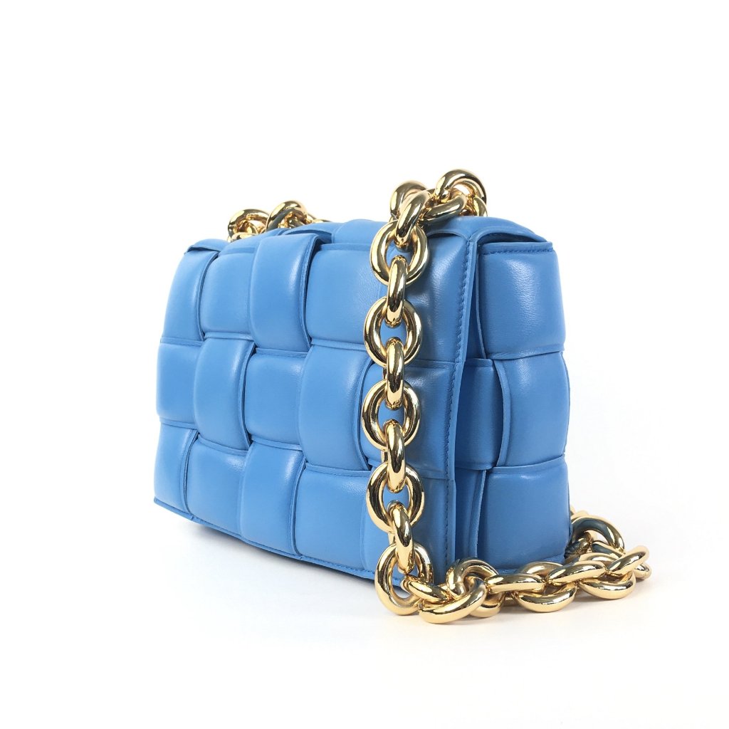 Luxury Bottega Veneta Padded Cassette
