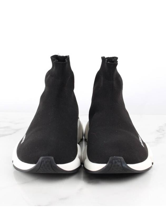 Luxury Balenciaga Speedrunner sneakers 40 250
