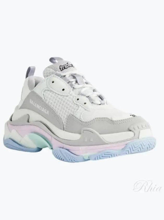 Luxury Balenciaga Triple S Low Top Sneakers Pastel