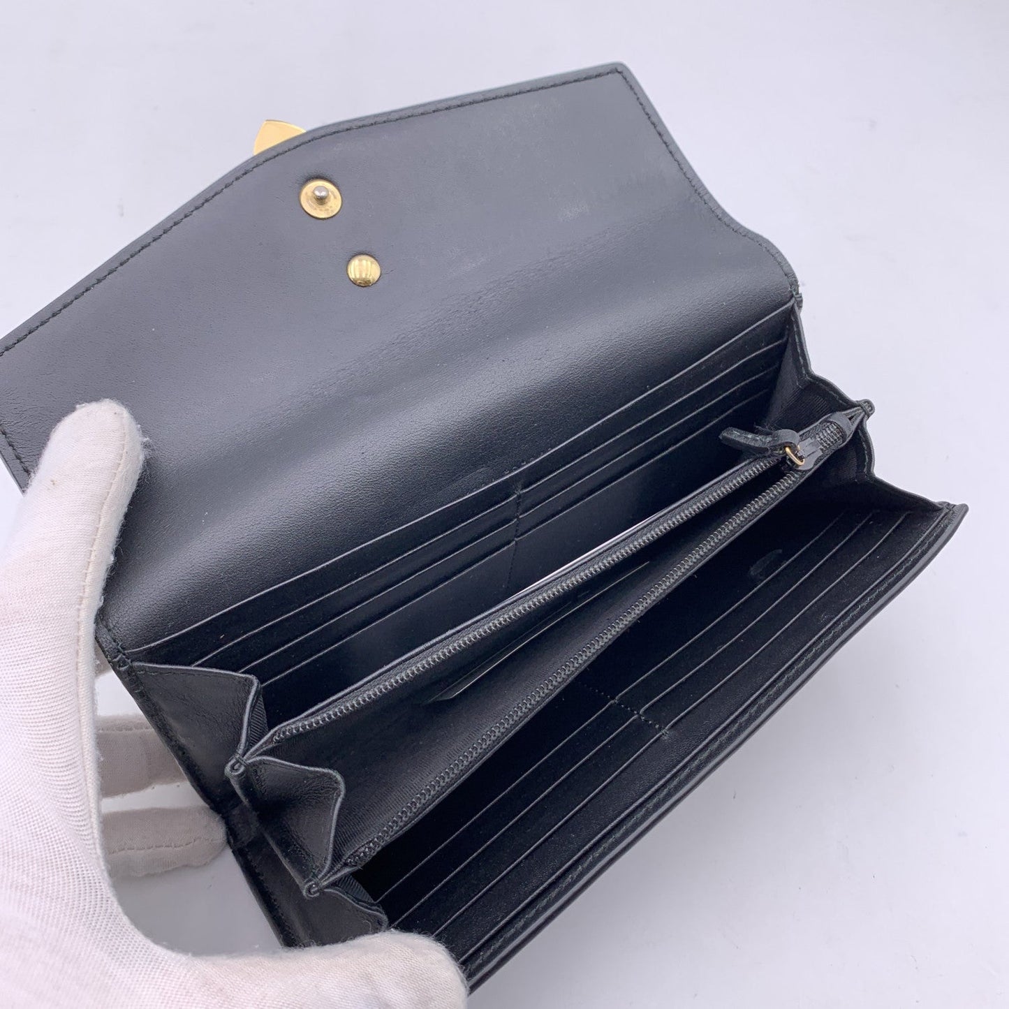 Luxury Gucci Trending 2025 Black Leather Signature Web Sylvie Continental Wallet