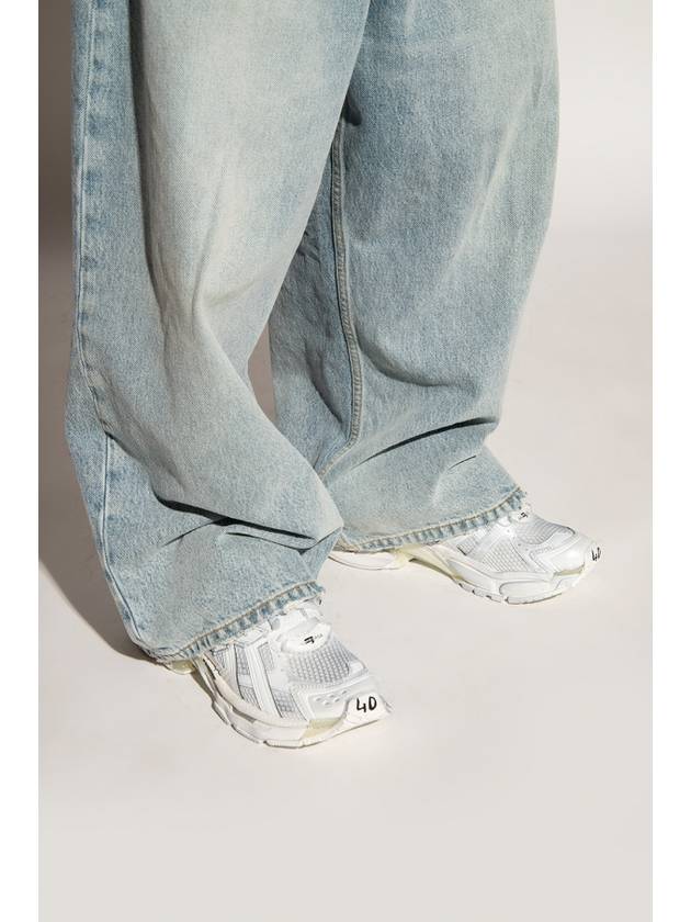 Luxury Balenciaga Runner Low Top Sneakers White
