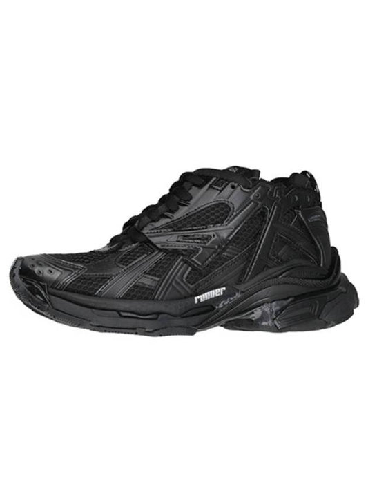 Luxury Balenciaga Runner Low Top Sneakers Black