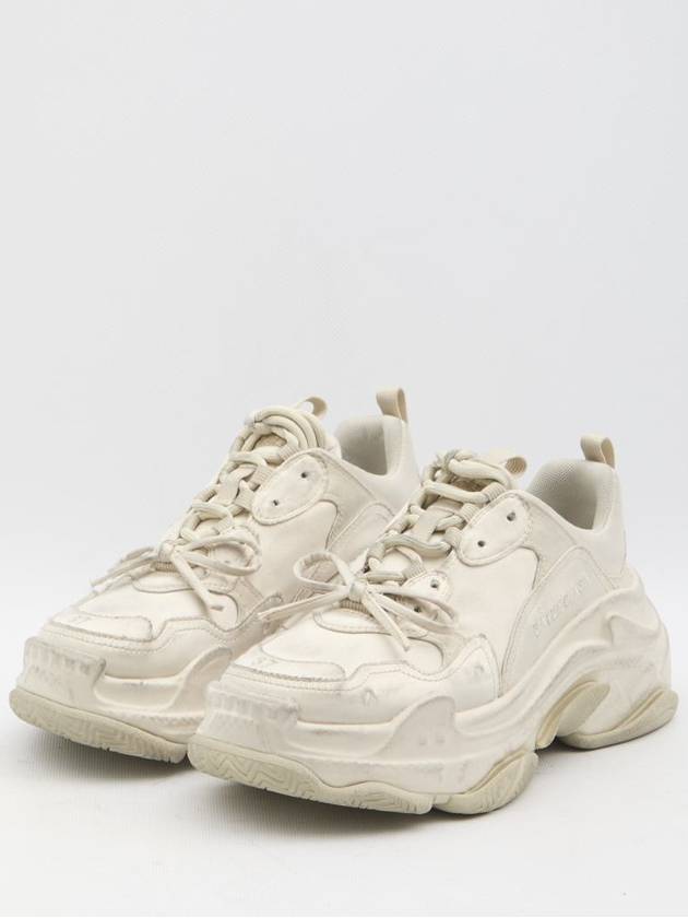 Luxury Balenciaga Triple S Sneakers