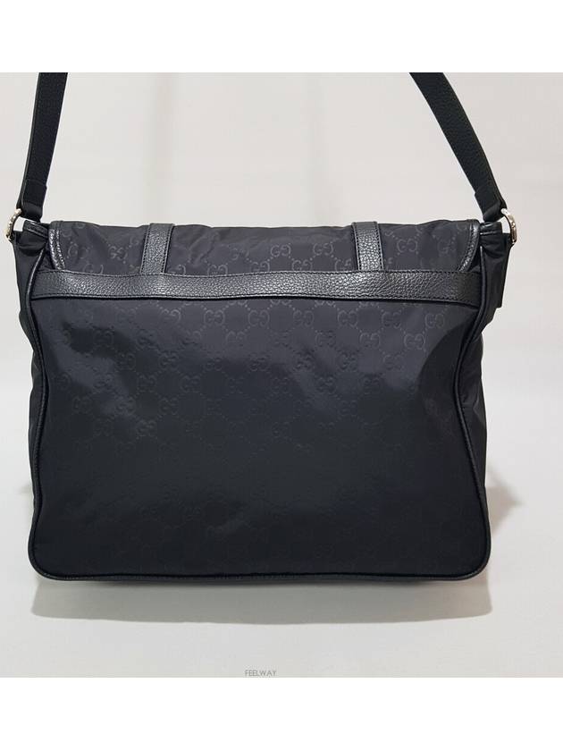 Luxury Gucci Trending 2025 GG Logo Shima Nylon Messenger Bag Large 510334