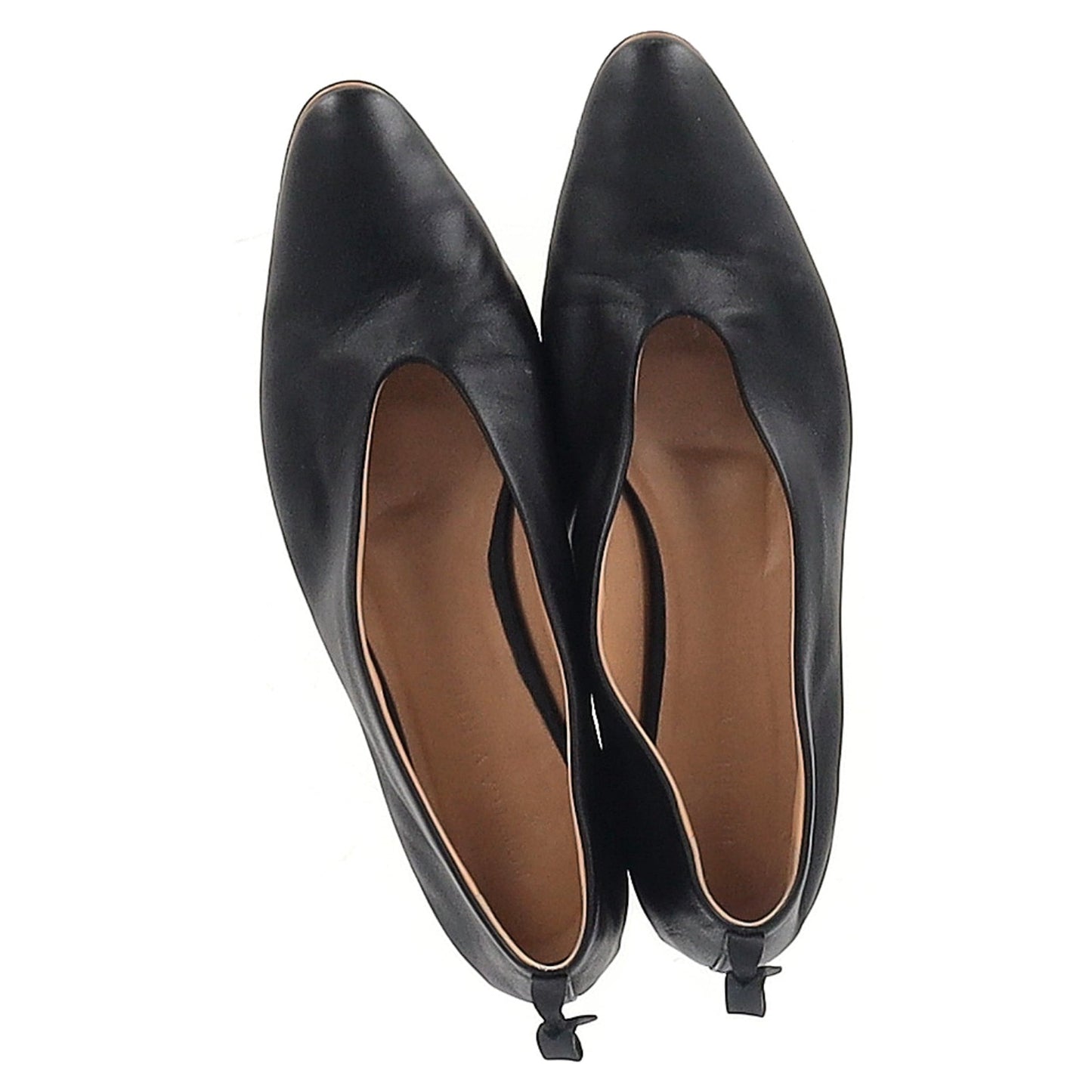 Luxury Bottega Veneta Almond Toe Flats in Black Leather