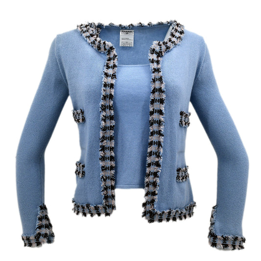Luxury Chanel Fall 2002 top and cardigan set #38