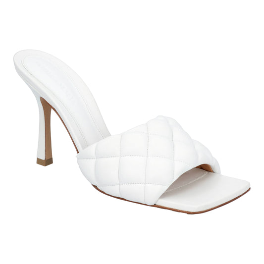 Luxury Bottega Veneta Women Padded Mule in white Lambskin