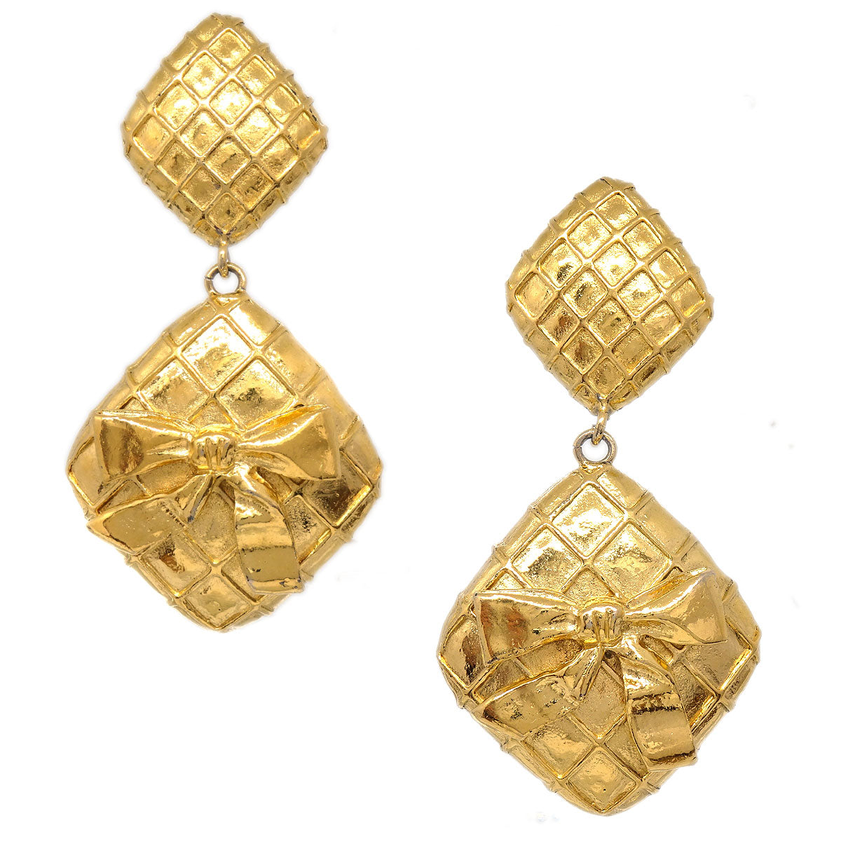 Luxury Chanel 1980s Bow Dangling Earrings Clip-On Gold