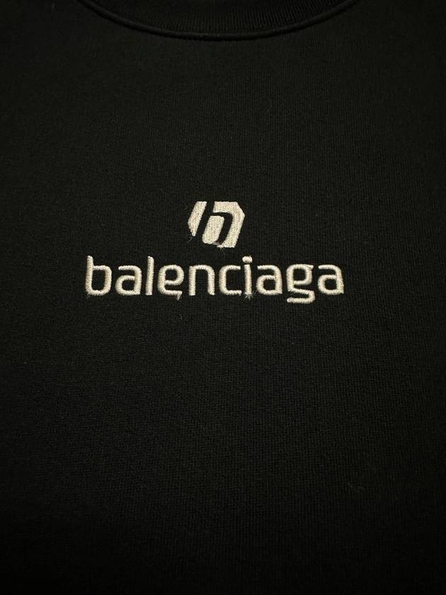 Luxury Balenciaga embroidered logo sweatshirt 77